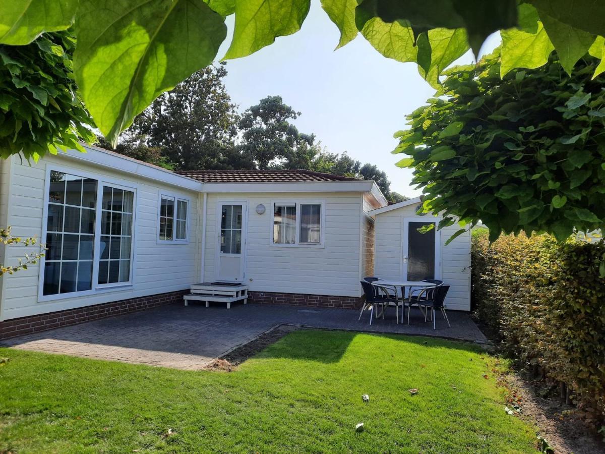 Holiday Park Dennenbos Oostkapelle Exterior photo